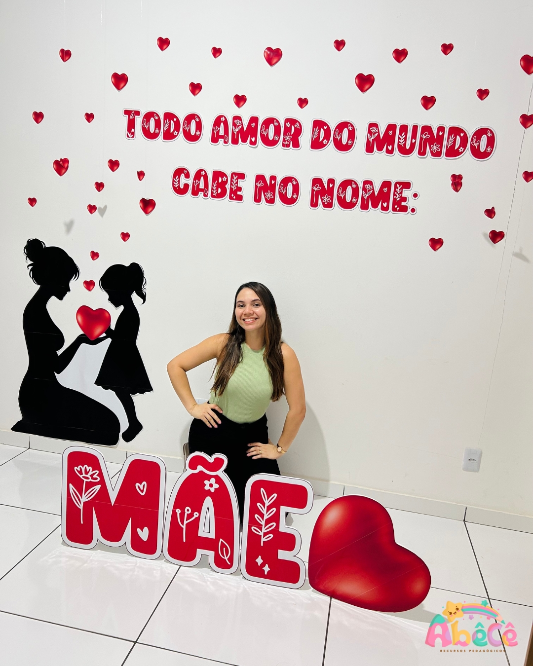 painel dia das mães flores vs painel dia das mães fotos