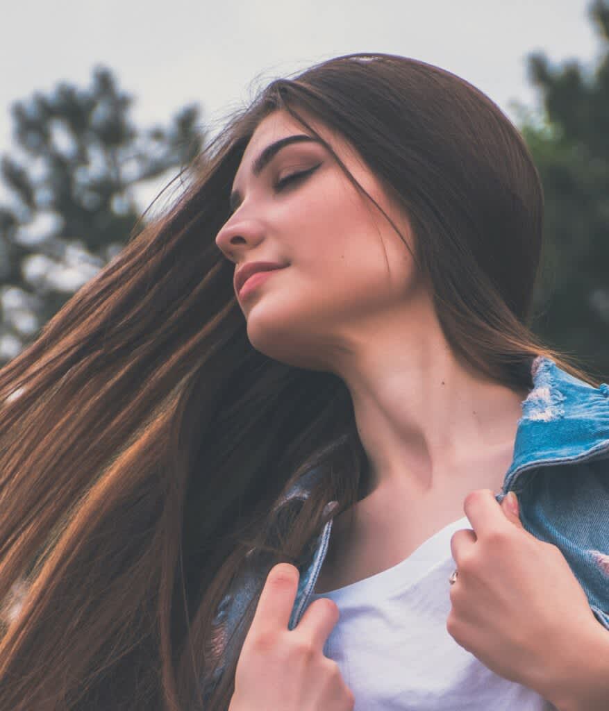 Cauterização vs. Selagem: Qual o melhor para o seu cabelo?