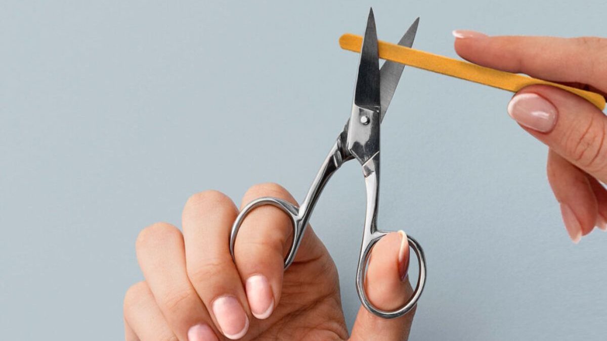 o que acontece se amolar alicate de unha errado