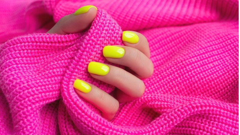 ideias de unhas neon que duram muito