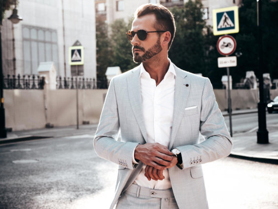 esporte fino masculino casual com tênis