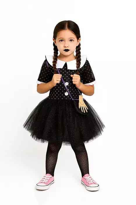 Fantasia Wandinha uniforme