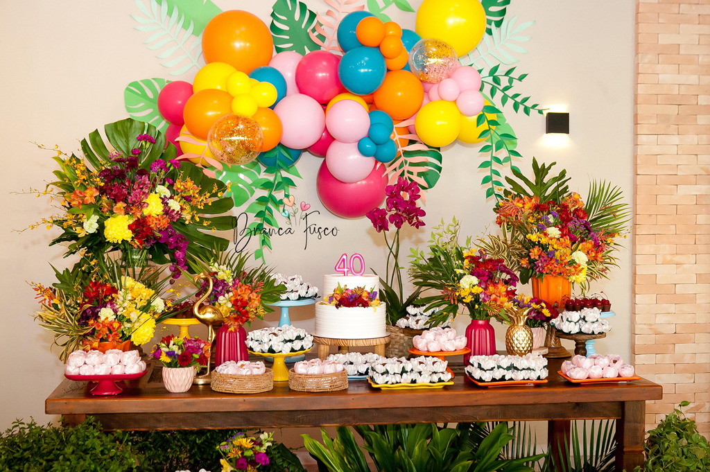 Como Calcular Comida e Bebida para uma Festa de 40 Pessoas