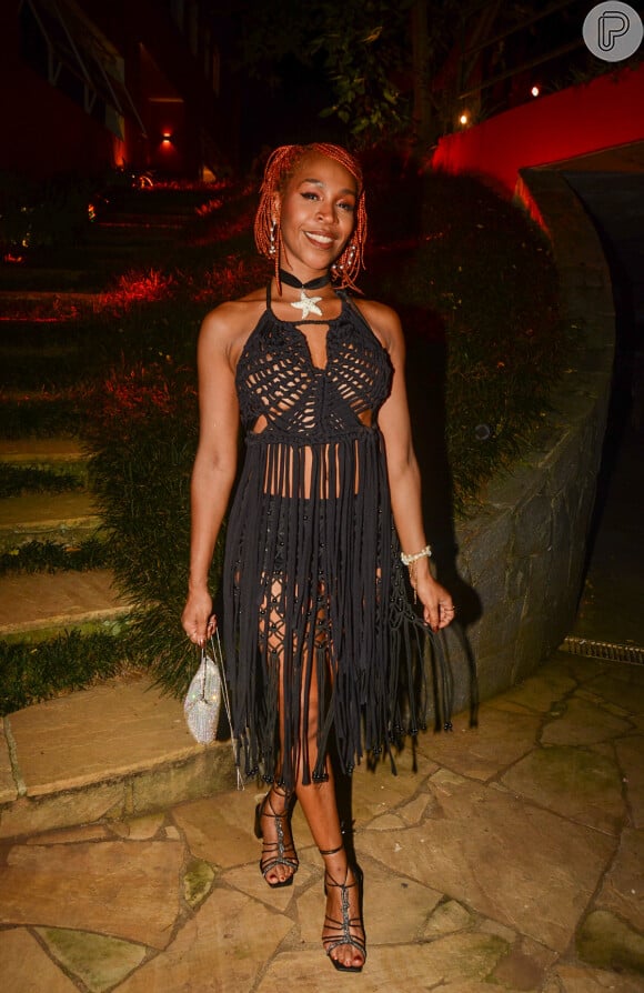 Acessórios Essenciais para Complementar seu Look All Black