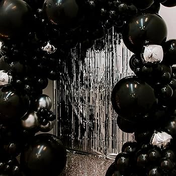 Como Escolher o Terno Perfeito para uma Festa All Black Masculina