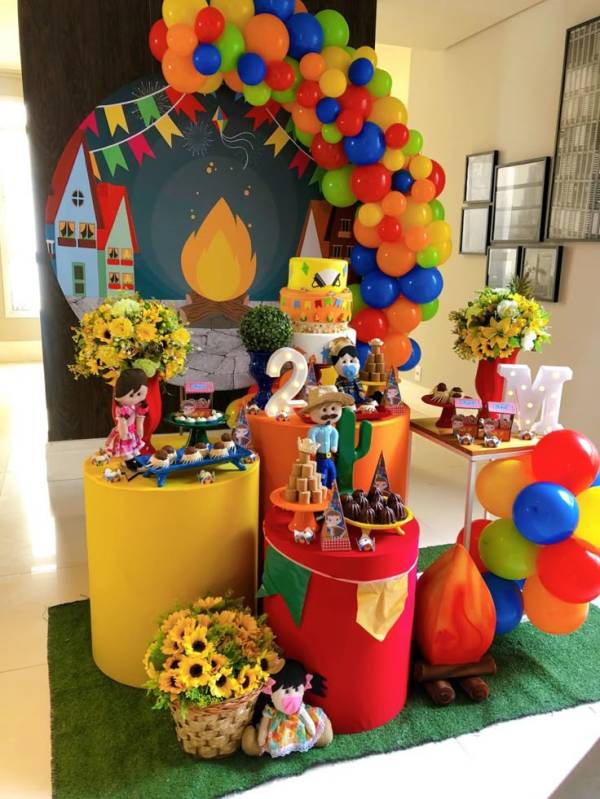 ideias de decoração de festa junina barata e criativa