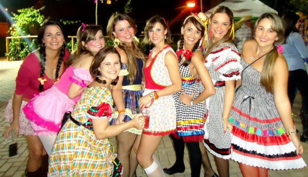 Tiaras festa junina