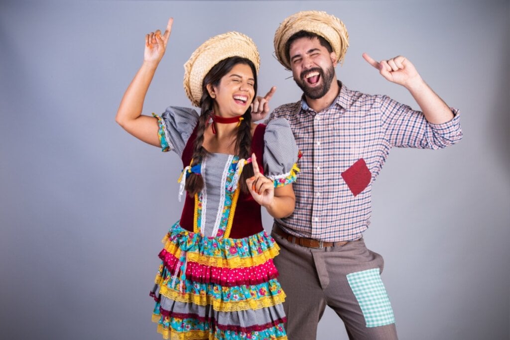 roupa junina masculina tradicional