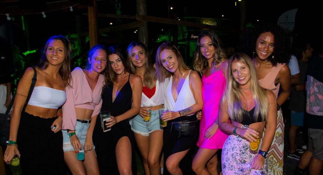 Como Customizar seu Abadá para Festas de Atlética: Dicas e Inspirações