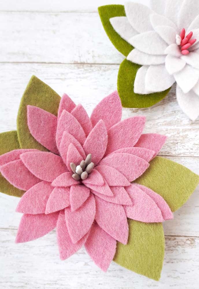 flor de feltro para cabelo