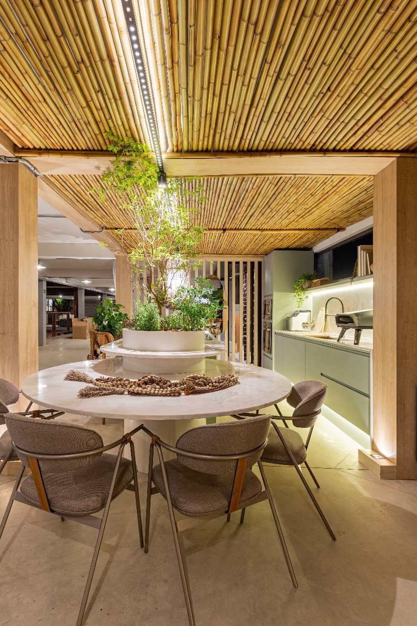 Decoração Rústica com Bambu: Ideias Criativas para Varandas e Áreas Gourmet