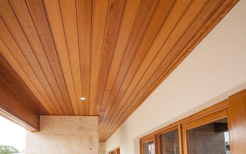 Forro de madeira com LED