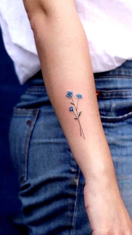 foto de tatuagem feminina