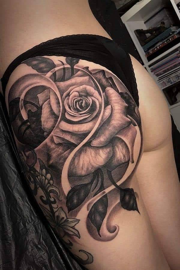 quanto custa uma tatuagem pequena na bunda