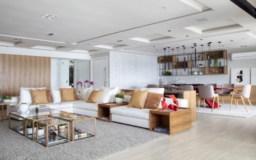 Texturas e Estilos
2. Como Escolher o Tapete Perfeito para sua Sala de Estar
3. Guia Completo: Posicionamento e Tamanho Ideal de Tapetes
4. Tapetes para Sala de Jantar: Dicas Essenciais para um Ambiente Harmonioso
5. Transforme sua Sala: A Importância dos Tapetes na Decoração