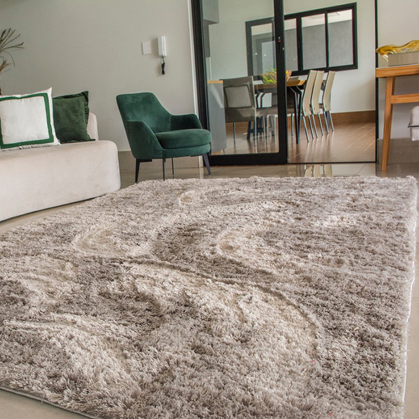 5 ideias de títulos:
1. Tendências de Tapetes para Sala em 2025: Cores