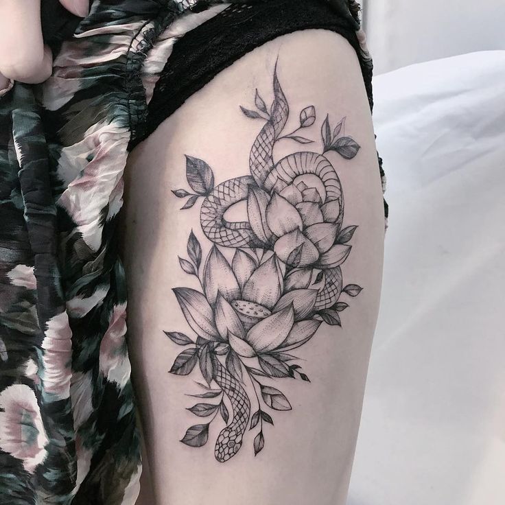 inspirações tatuagem coxa feminina delicada