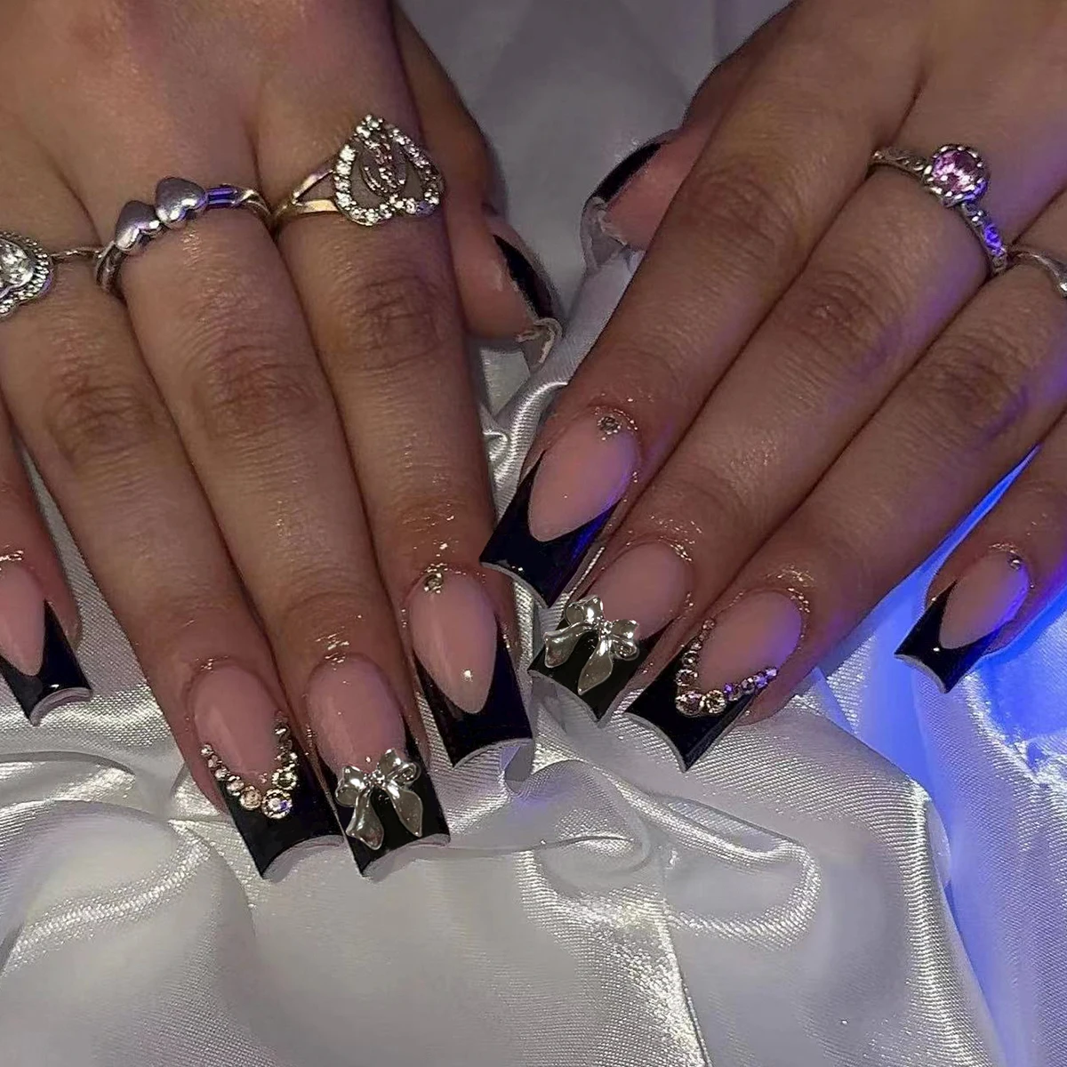 erros comuns ao aplicar unhas postiças decoradas