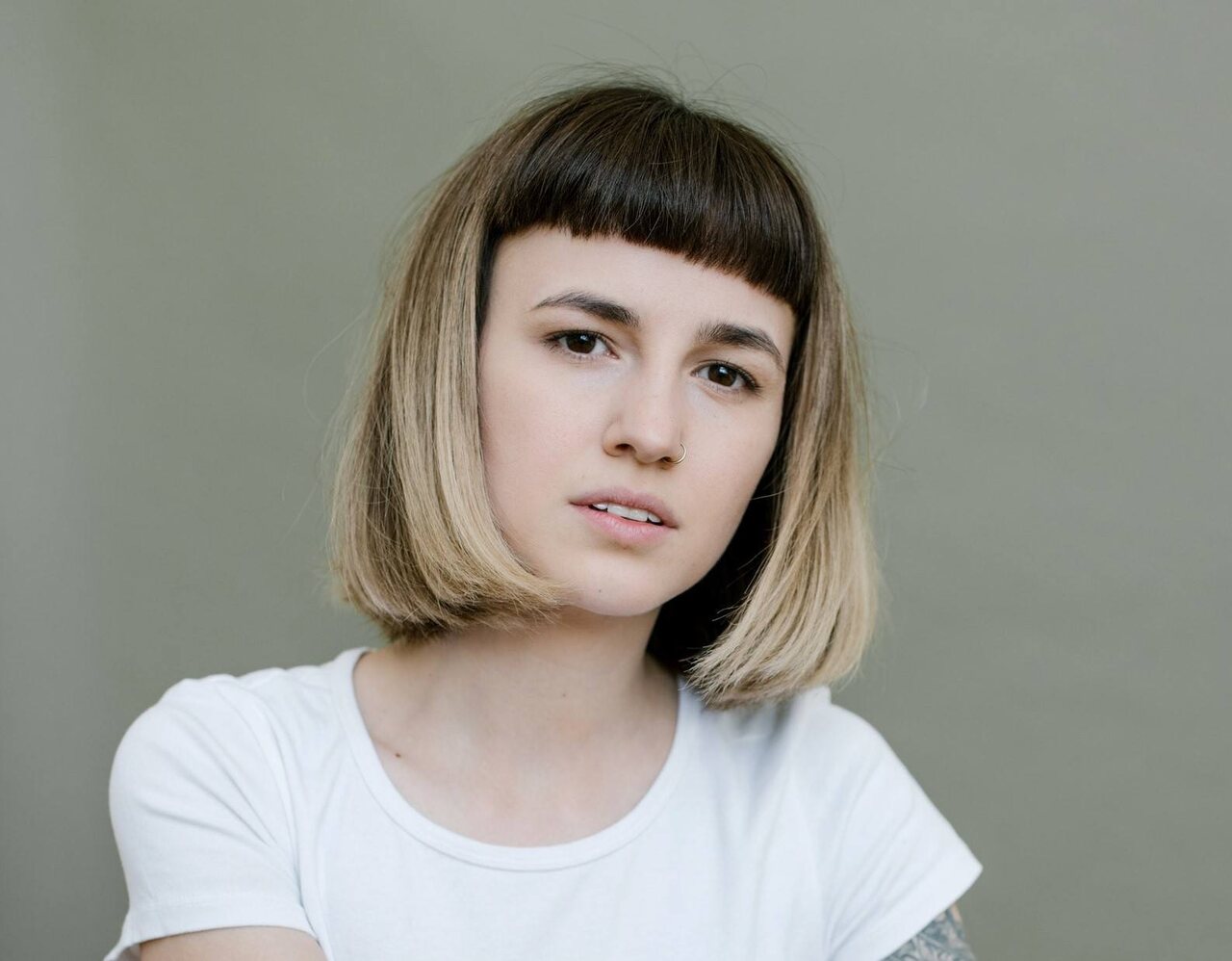 franja curta em cabelo liso