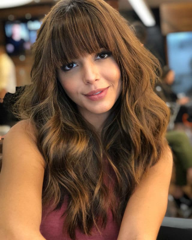 franja curta lateral para cabelo longo