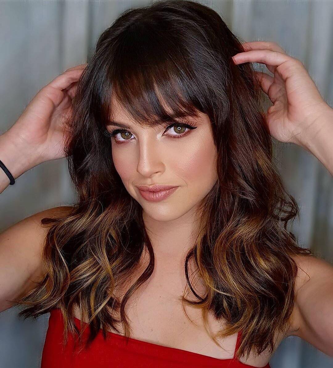 Como Cortar Sua Franja Lateral Curta em Casa: Guia Passo a Passo