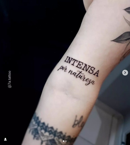 quanto custa tatuagem de frase pequena