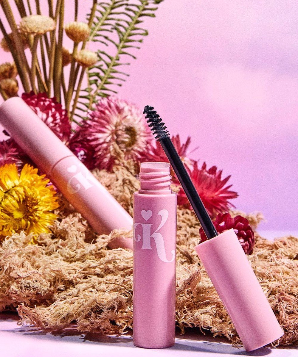 Comparativo: Géis de Sobrancelha Incolores vs. Com Cor