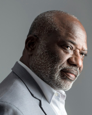 Guia Completo de Cuidados para Cabelos Grisalhos: Diga Adeus ao Amarelado