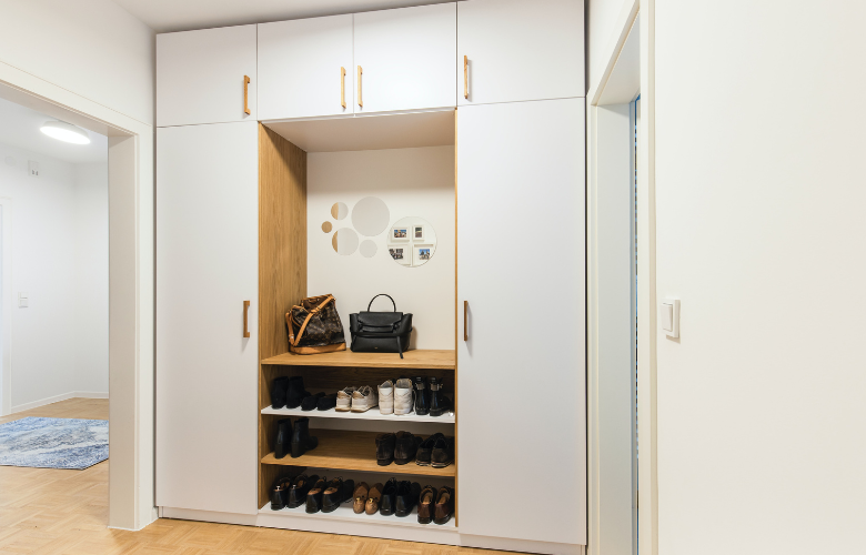 guarda roupa modulado 3 portas com espelho