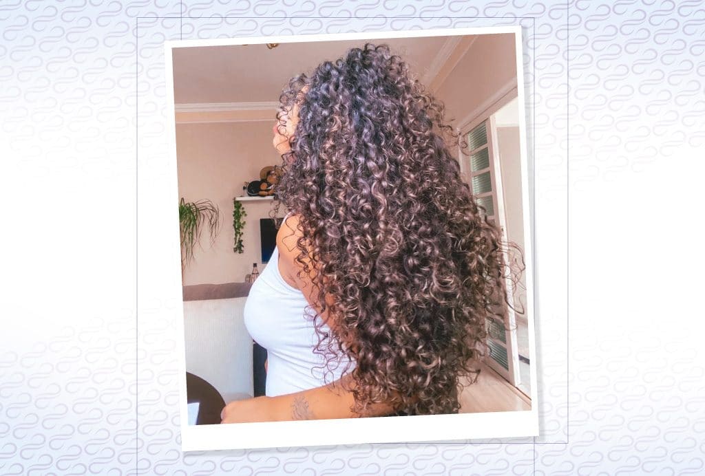 Os Melhores Ativos Hidratantes para Cabelos Cacheados que Você Precisa Conhecer