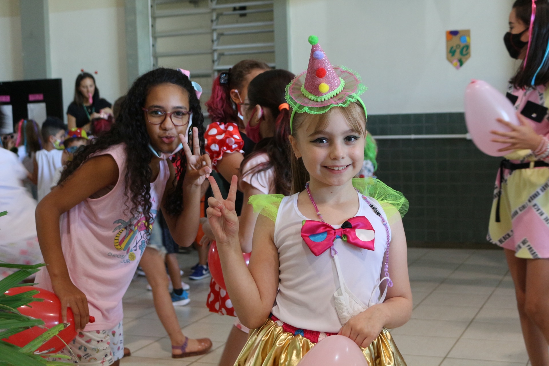 Dia da Roupa Maluca na Escola: 10 Ideias Fáceis e Divertidas