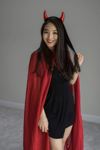 5 ideias de títulos:
1. As Melhores Fantasias Vermelhas para Arrasar no Halloween
2. Carnaval Chegando: Ideias Criativas de Fantasias Vermelhas
3. De Clássicos a Personagens: Guia Completo de Fantasias Vermelhas
4. Como Montar uma Fantasia Vermelha Incrível em Casa
5. Fantasias Vermelhas para Todos os Estilos: Do Assustador ao Divertido