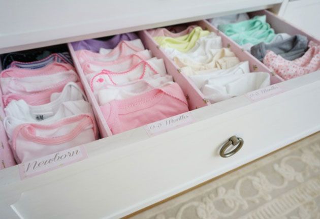 ideias criativas para organizar guarda roupa de bebê pequeno
