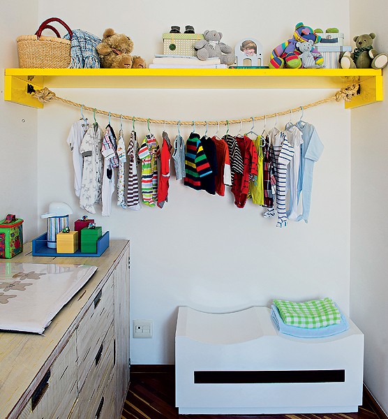 quanto custa organizar guarda roupa de bebê com organizadores