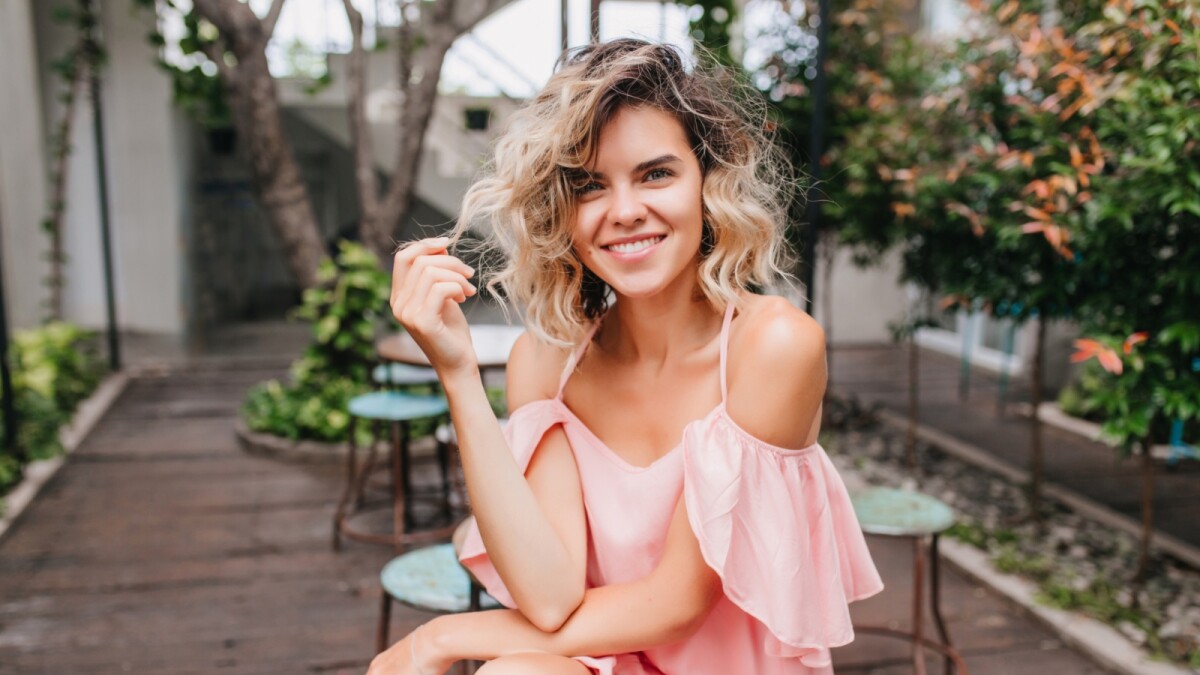 como fazer beach waves em short bob