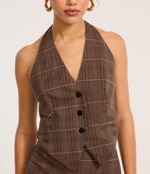 Inspirações de Looks Juninos para Casais e Famílias