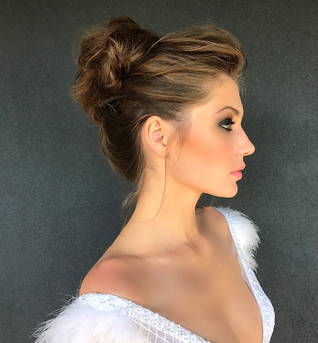 erros comuns ao fazer penteados presos para festas