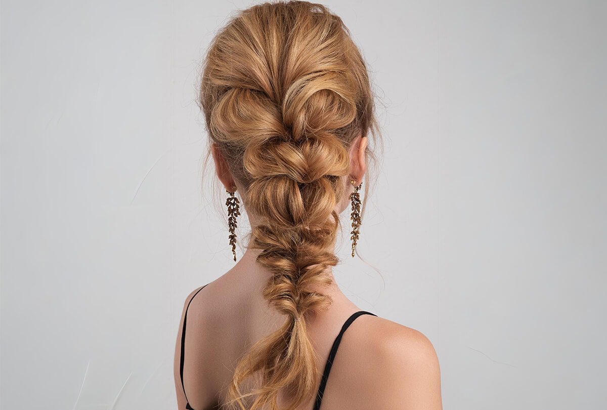 erros comuns ao fazer penteados presos para festas