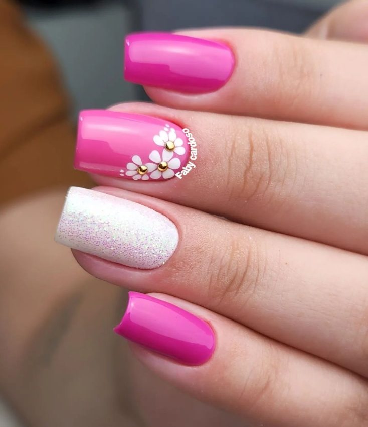 unha rosa e branco minimalista