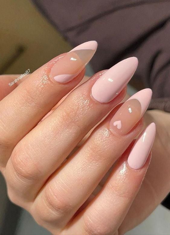 unha rosa e branco floral