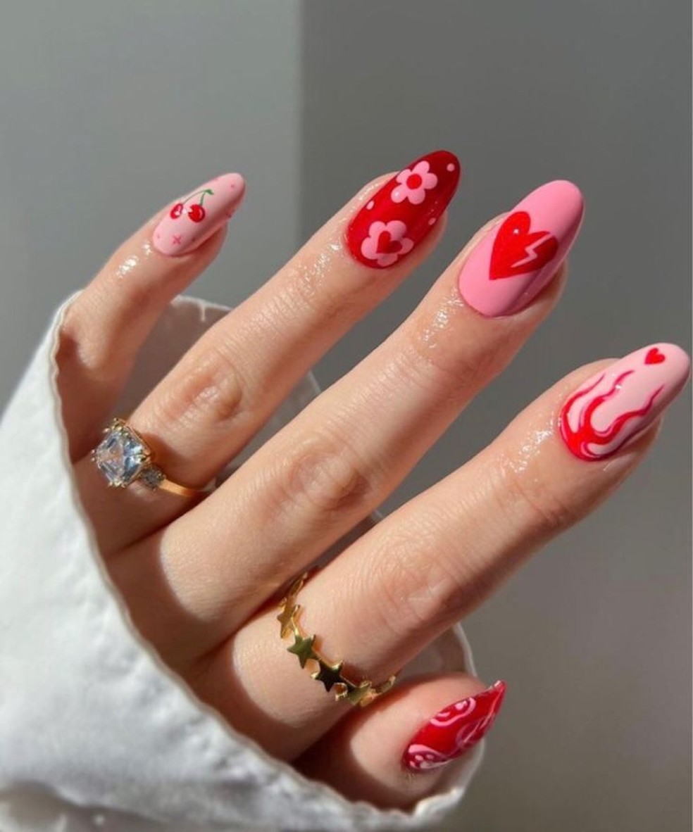 francesinha minimalista unhas gel curtas 2026