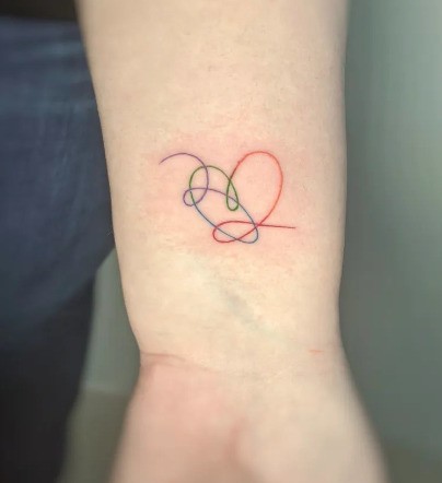 20 ideias tatuagem feminina delicada pulso