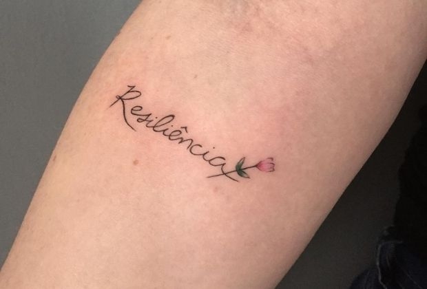 ideias tatuagem resiliencia feminina fotos