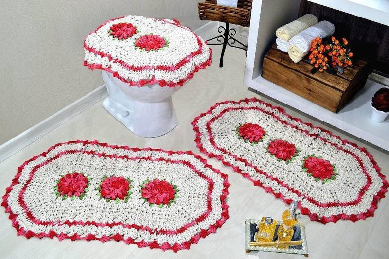 Jogo de banheiro de crochê vermelho com flores