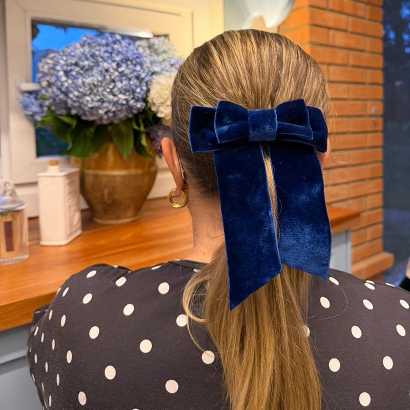 5 Penteados Incríveis com Maxi Laços para Arrasar em 2026