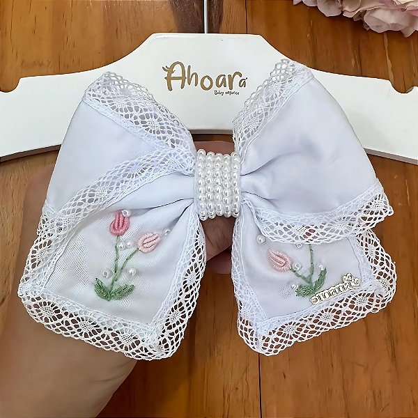 5 Penteados Incríveis com Maxi Laços para Arrasar em 2026