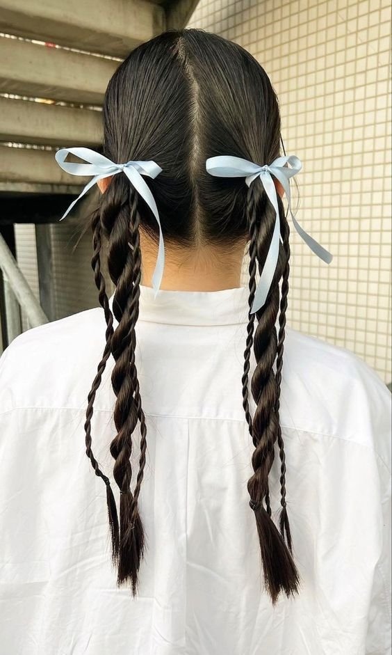 Tendências de Laços para Cabelo Infantil: Modelos e Materiais em Alta