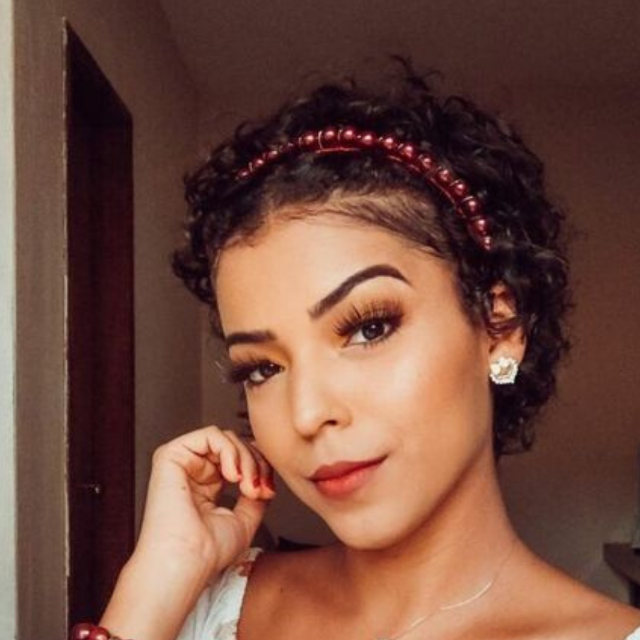 Guia Completo de Cuidados para o Day After Perfeito em Cachos