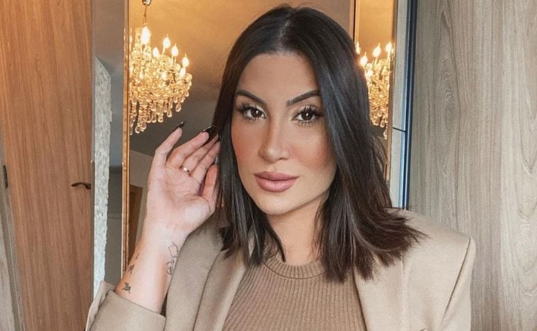 Long Bob Repicado vs. Blunt Cut: Qual o Melhor para Cabelo Liso?