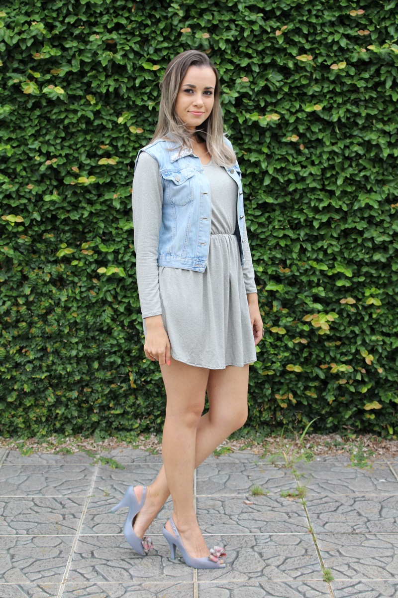 look de hoje com calça jeans destroyed